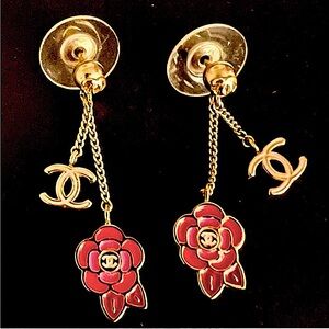 Chanel Authenticated 2005 Vintage Drop Earrings